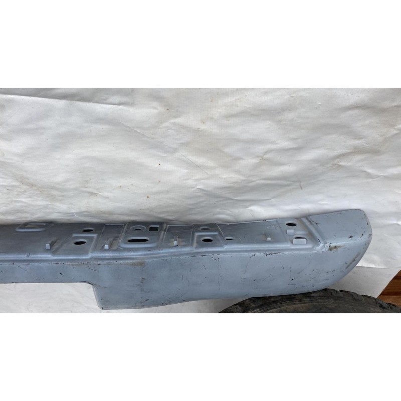 MOLDURA PARACHOQUE TRASERO MAZDA BT50 ORIGINAL 2007 2008 2009 2010 2011