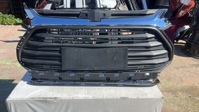 MASCARA CHEVROLET TRACKER (20-23)