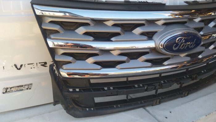 MASCARA FORD EXPLORER (18-19) - Imagen 2