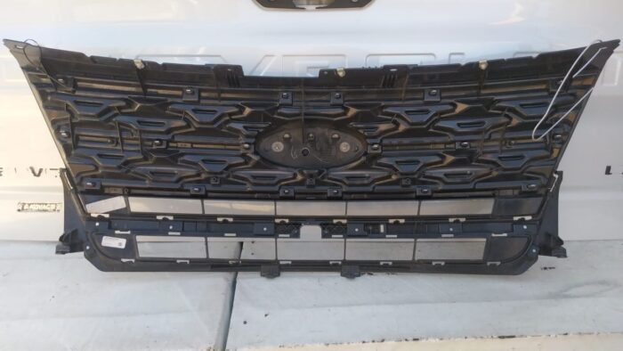 MASCARA FORD EXPLORER (18-19) - Imagen 4