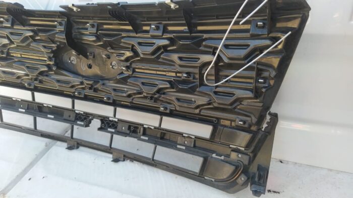 MASCARA FORD EXPLORER (18-19) - Imagen 6