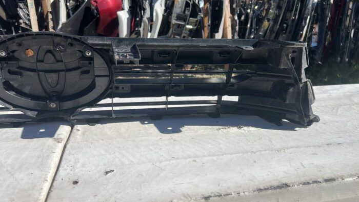 MASCARA TOYOTA HILUX (20-22) - Imagen 6