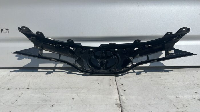 MASCARA TOYOTA YARIS SEDAN (18-20) - Imagen 4