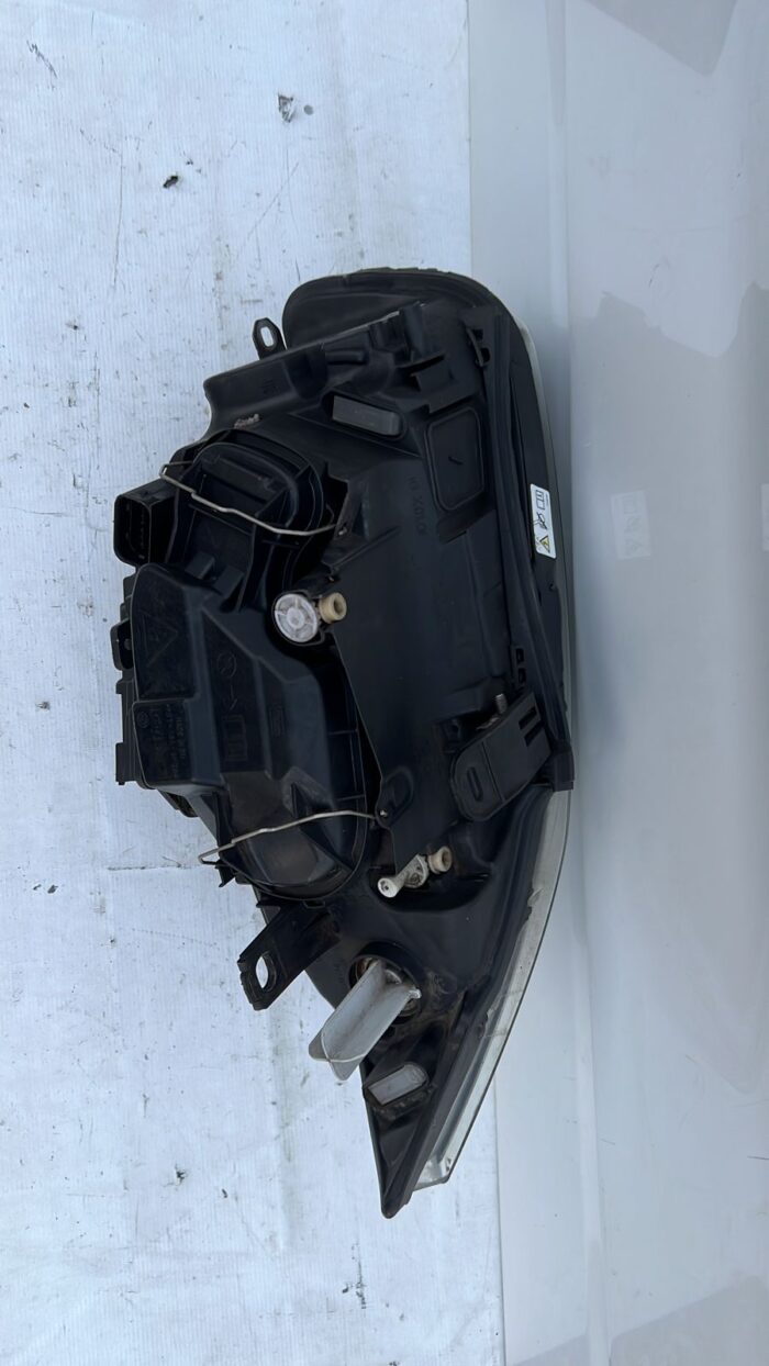 OPTICO DERECHO BMW 135 (09-11) - Imagen 5