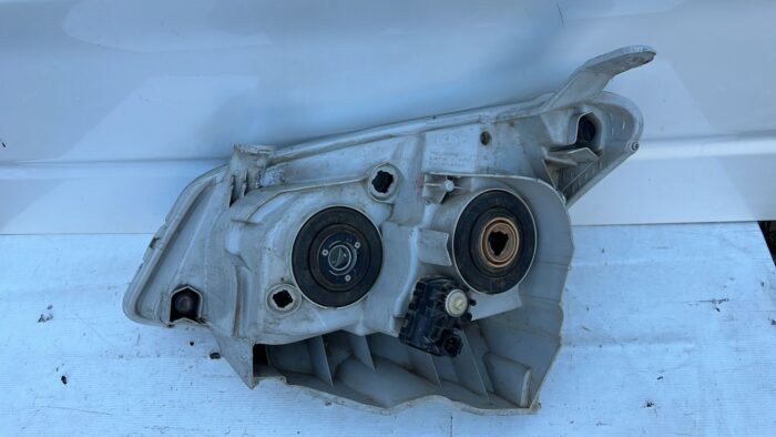 OPTICO DERECHO CHEVROLET DMAX (15-18) - Imagen 4