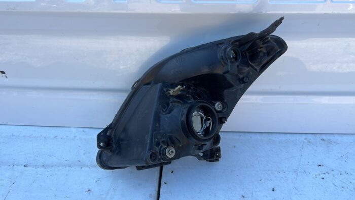 OPTICO DERECHO SUZUKI SWIFT (06-10) - Imagen 4