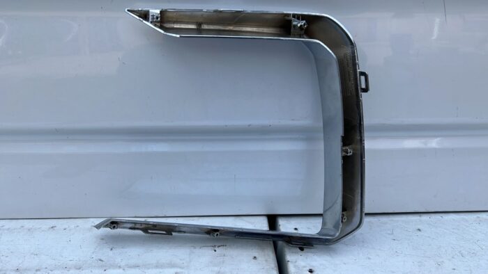MOLDURA DERECHA PARACHOQUE DELANTERO CHEVROLET CAPTIVA (19-23) - Imagen 4