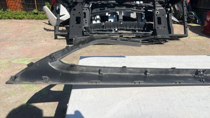 MOLDURA PARACHOQUE DELANTERO CHEVROLET CAPTIVA (19-23) - Imagen 4