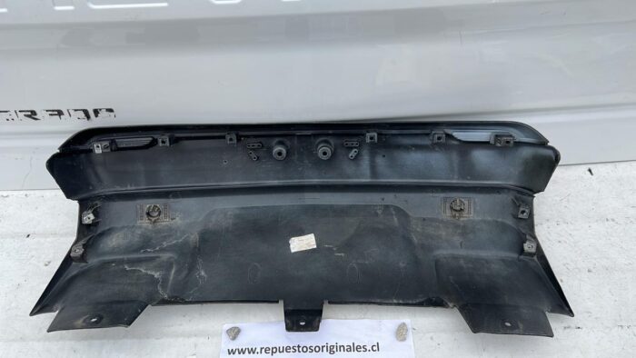 MOLDURA PARACHOQUE DELANTERO CHEVROLET COLORADO (21-23) - Imagen 5