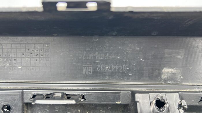 PARACHOQUE DELANTERO CHEVROLET COLORADO (22-23) - Imagen 10