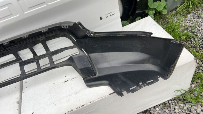 PARACHOQUE DELANTERO CHEVROLET COLORADO (22-23) - Imagen 7