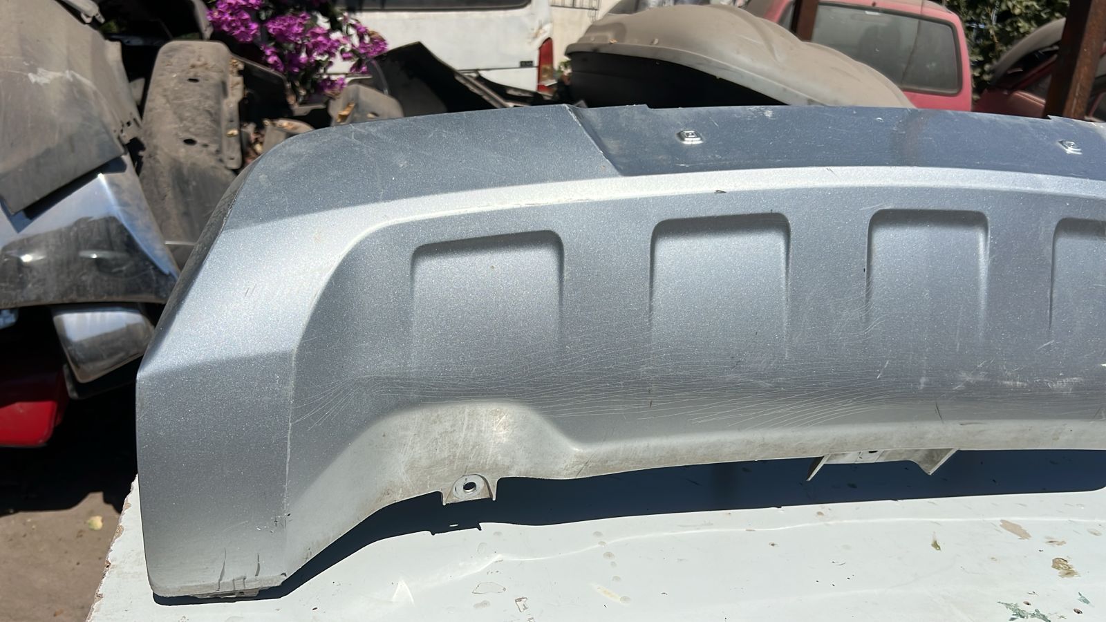 MOLDURA PARACHOQUE DELANTERO CHEVROLET COLORADO (21-23) - Image 3