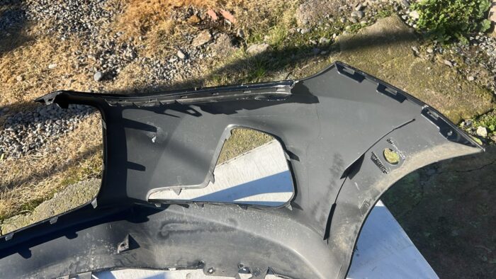 PARACHOQUE DELANTERO CHEVROLET ONIX RS (20-22) - Imagen 6