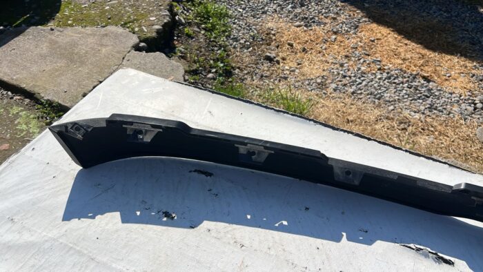 SPOILER PARACHOQUE DELANTERO CHEVROLET SILVERADO (23-24) - Imagen 5