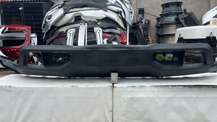 SPOILER PARACHOQUE DELANTERO CHEVROLET SILVERADO (20-22)