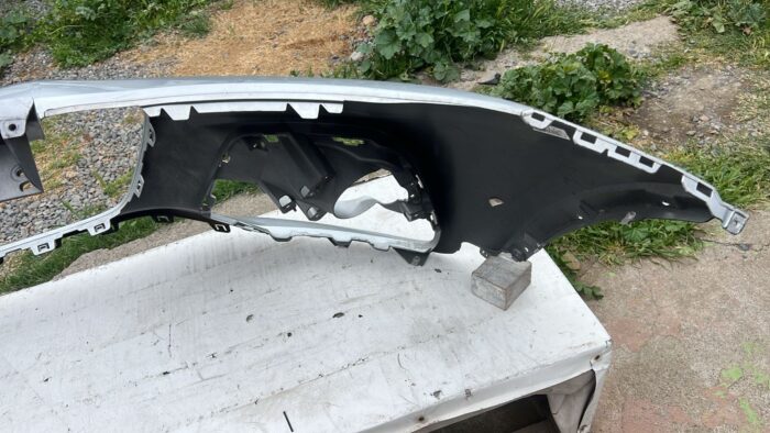 PARACHOQUE DELANTERO CHEVROLET TRACKER (17-20) - Imagen 7