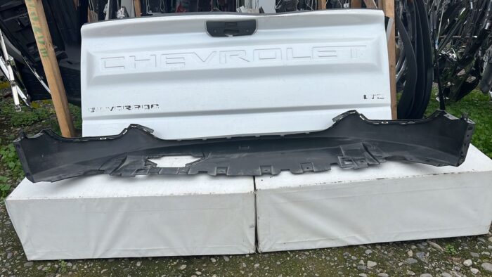 SPOILER PARACHOQUE DELANTERO CHEVROLET TRACKER (21-23) - Imagen 5