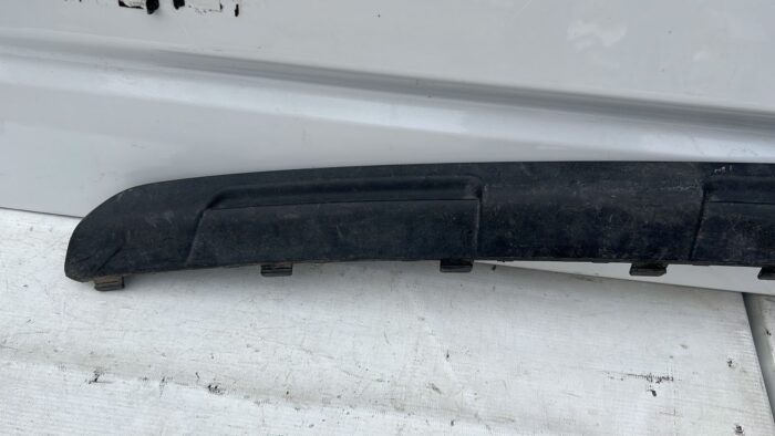 MOLDURA SPOILER PARACHOQUE DELANTERO CHEVROLET TRACKER (14-16) - Imagen 2