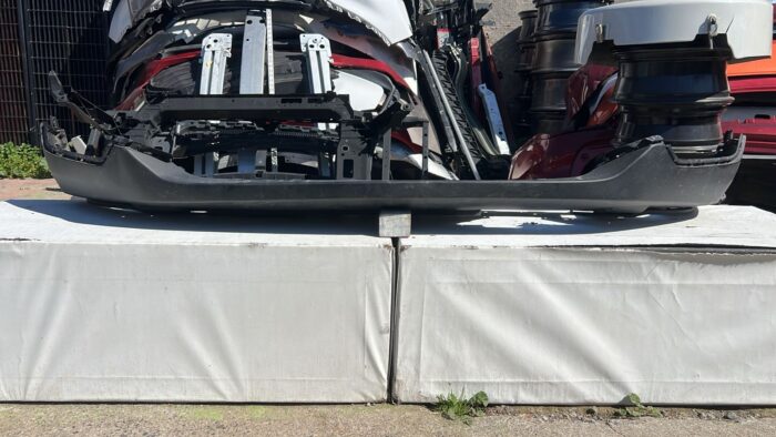 SPOILER PARACHOQUE DELANTERO CHEVROLET TRACKER (21-23)