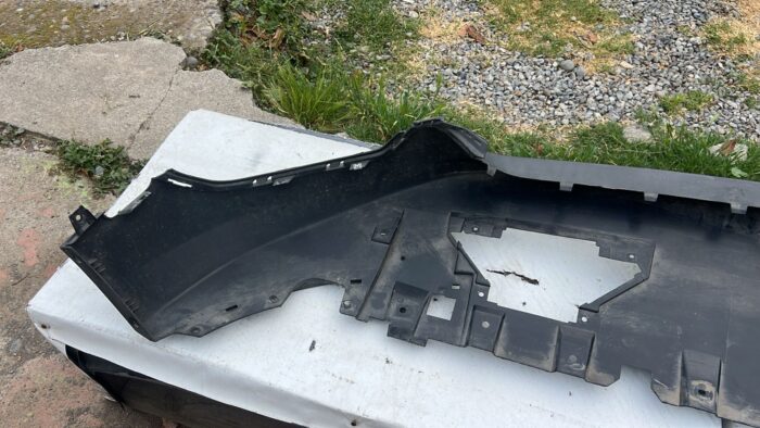 SPOILER PARACHOQUE DELANTERO CHEVROLET TRACKER (20-24) - Imagen 5