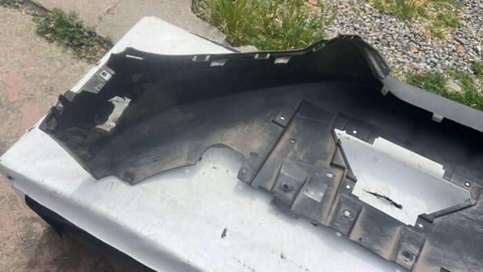 SPOILER PARACHOQUE DELANTERO CHEVROLET TRACKER (20-24) - Imagen 4
