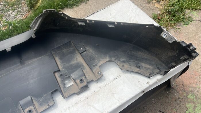 SPOILER PARACHOQUE DELANTERO CHEVROLET TRACKER (20-24) - Imagen 5