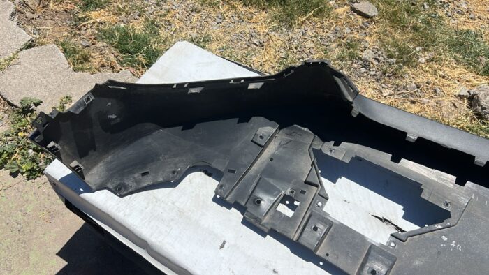 SPOILER PARACHOQUE DELANTERO CHEVROLET TRACKER (20-24) - Imagen 5