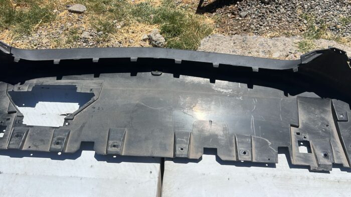 SPOILER PARACHOQUE DELANTERO CHEVROLET TRACKER (20-24) - Imagen 6