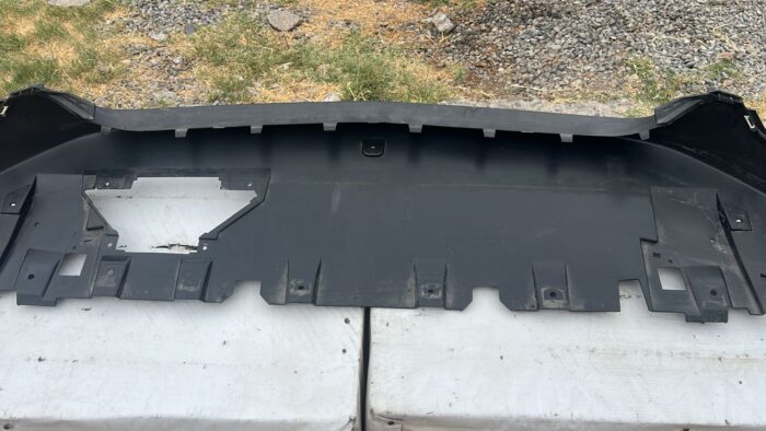 SPOILER PARACHOQUE DELANTERO CHEVROLET TRACKER (20-24) - Imagen 6