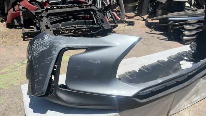 PARACHOQUE DELANTERO CHEVROLET TRACKER (21-23) - Imagen 3