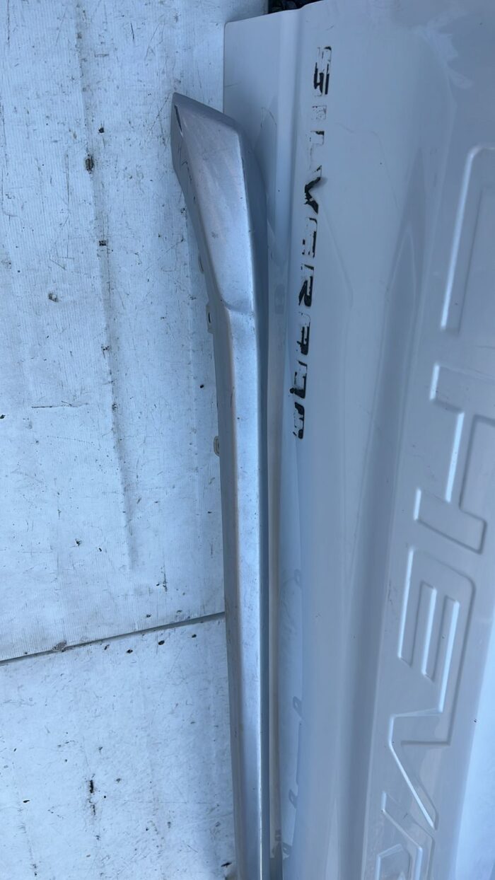 MOLDURA PARACHOQUE DELANTERO MITSUBISHI OUTLANDER (15-18) - Imagen 3