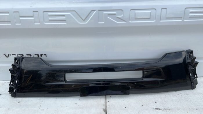 PARACHOQUE DELANTERO MITSUBISHI OUTLANDER (15-18)