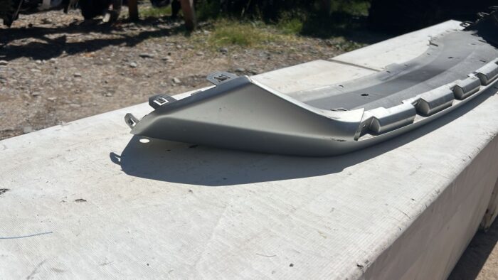 MOLDURA PARACHOQUE DELANTERO NISSAN XTRAIL (18-20) - Imagen 2