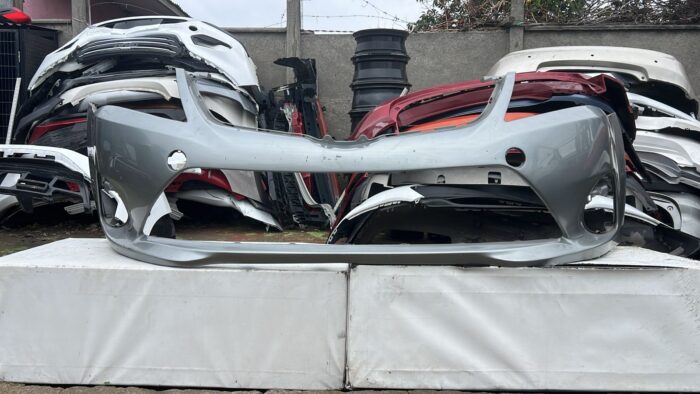 PARACHOQUE DELANTERO TOYOTA AVENSIS (13-14)