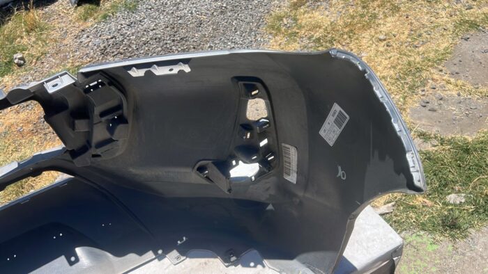 PARACHOQUE DELANTERO TOYOTA HILUX (21-24) - Imagen 8