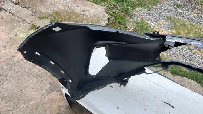PARACHOQUE DELANTERO TOYOTA RAV4 (19-22) - Imagen 5