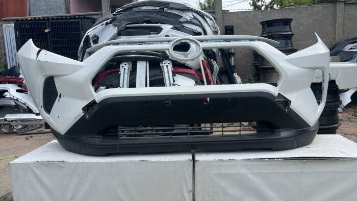 PARACHOQUE DELANTERO TOYOTA RAV4 (19-22)