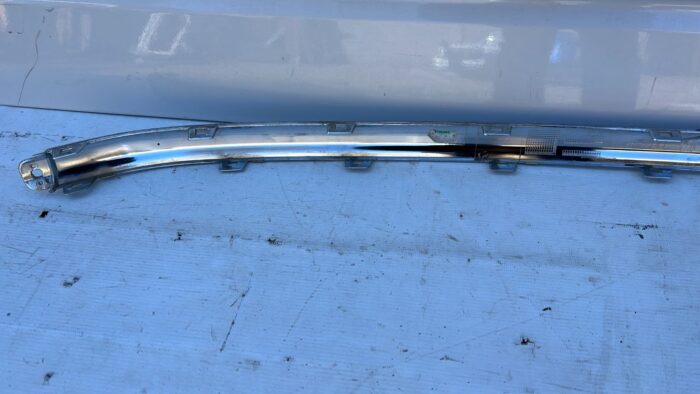 BISEL PARACHOQUE DELANTERO VOLKSWAGEN TOUAREG (15-18) - Imagen 6