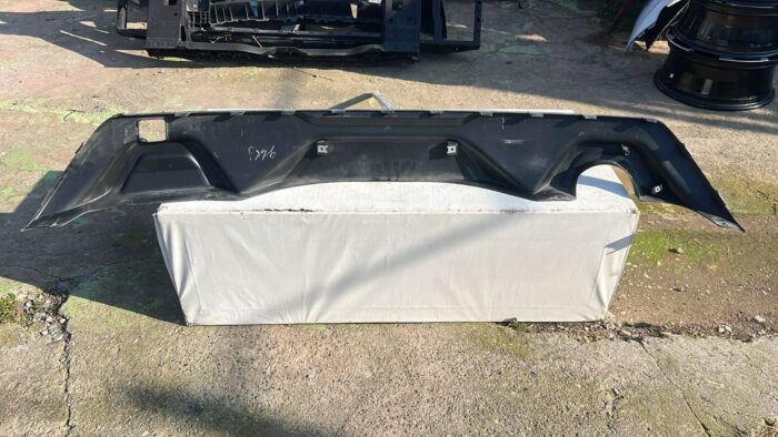 MOLDURA SPOILER PARACHOQUE TRASERO CHEVROLET CAPTIVA (19-23) - Imagen 3