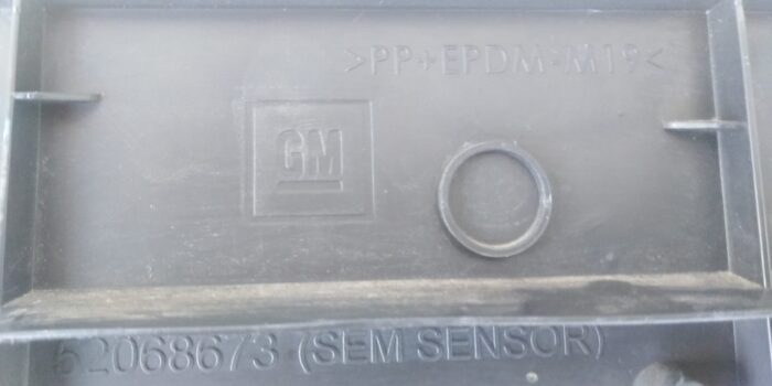 MOLDURA PARACHOQUE TRASERO CHEVROLET COLORADO (18-21) - Imagen 4