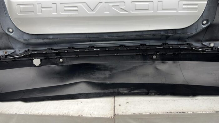 PARACHOQUE TRASERO CHEVROLET EQUINOX (18-21) - Imagen 8