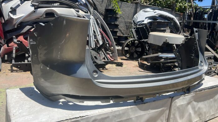 PARACHOQUE TRASERO CHEVROLET GROOVE (20-23) - Imagen 2