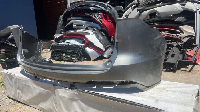 PARACHOQUE TRASERO CHEVROLET GROOVE (20-23) - Imagen 3