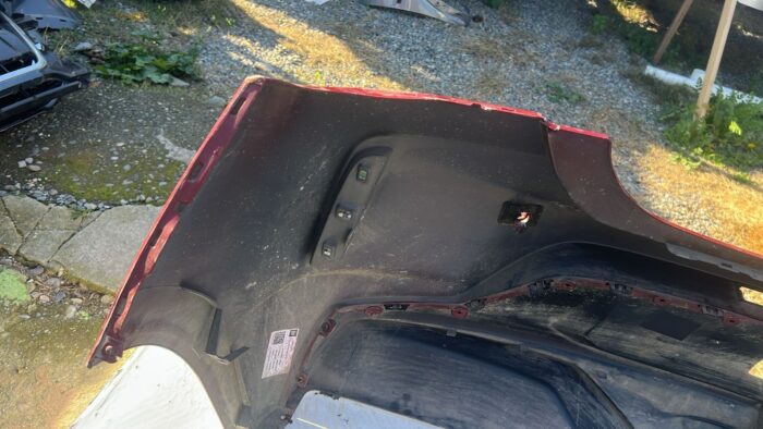 PARACHOQUE TRASERO CHEVROLET ONIX RS (20-24) - Imagen 5