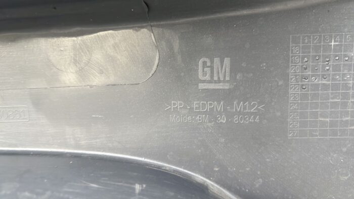PARACHOQUE TRASERO CHEVROLET ONIX SEDAN (20-22) - Imagen 10