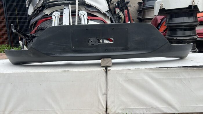 SPOILER PARACHOQUE TRASERO CHEVROLET ONIX SEDAN (20-23)