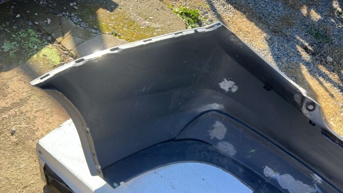 PARACHOQUE TRASERO CHEVROLET SAIL (16-19) - Imagen 5