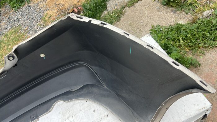 PARACHOQUE TRASERO CHEVROLET SAIL (16-19) - Imagen 6
