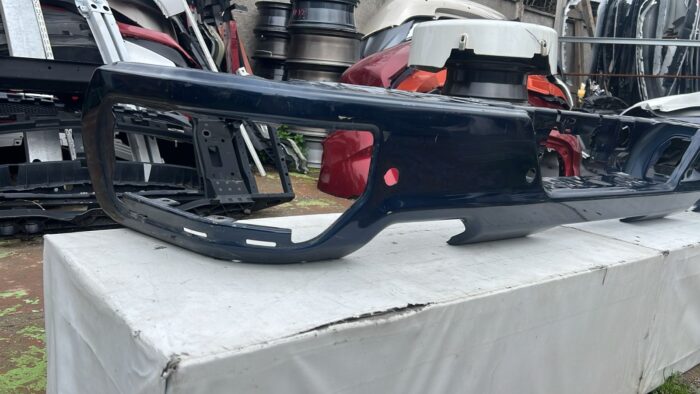PARACHOQUE TRASERO CHEVROLET SILVERADO (20-22) - Imagen 2