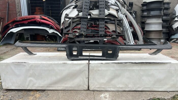 MOLDURA PARACHOQUE TRASERO CHEVROLET SILVERADO (17-19)